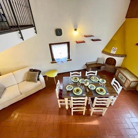 Garda Apartment *